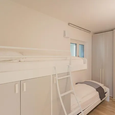 Valarin Luxury & Wellness, By Rent Apartment *