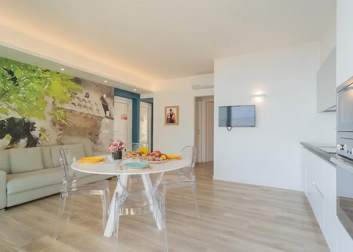 Valarin Luxury & Wellness, By Rent Apartamento *