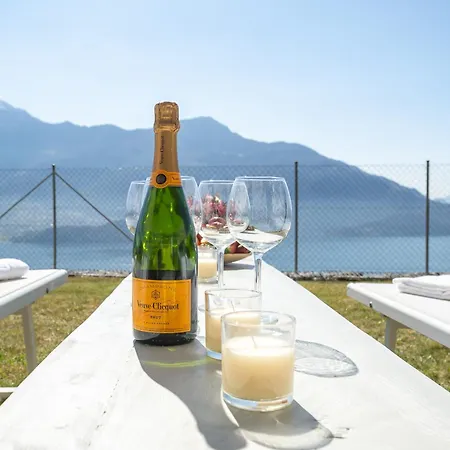 Valarin Luxury & Wellness, By Rent Apartment Vercana