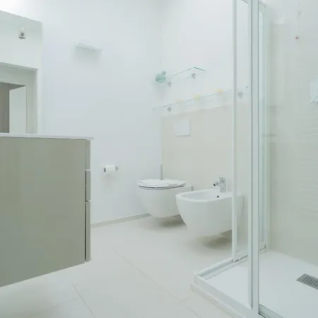 Valarin Luxury & Wellness, By Rent Apartment