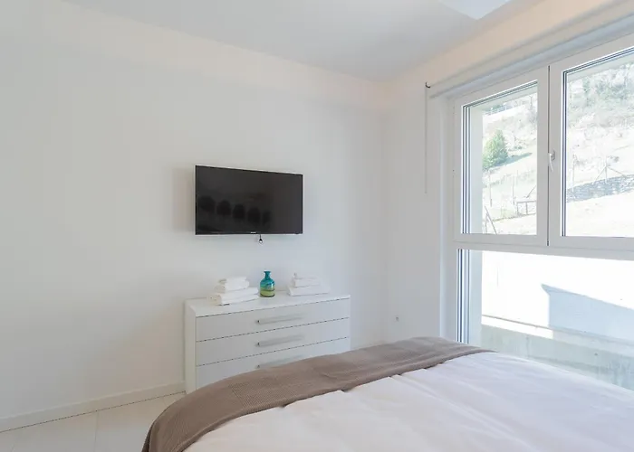 Valarin Residence & Villa Valarin Elite By Rent All Como Apartman Vercana