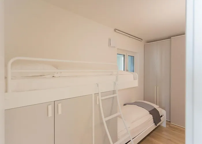 Valarin Residence & Villa Valarin Elite By Rent All Como Apartman *